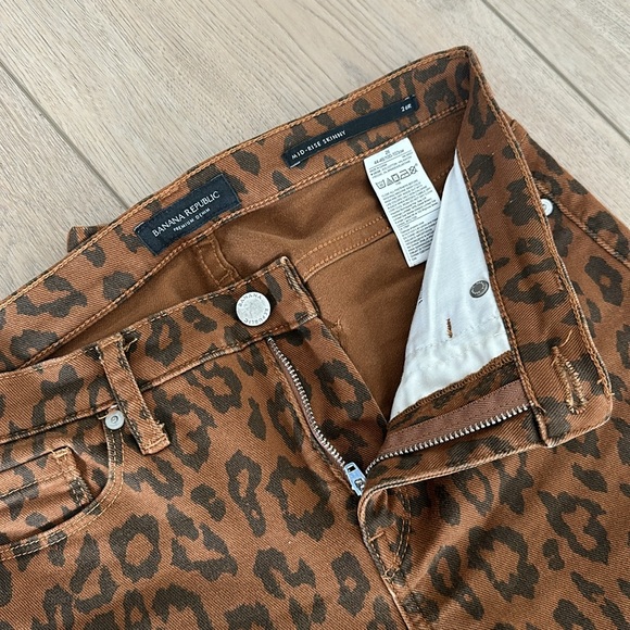 Leopard Print Jeans - Picture 3 of 4